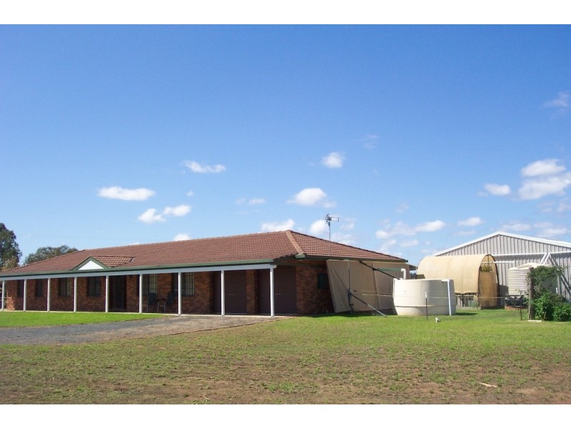 94 Lawnside Dr, Mendooran NSW 2842
