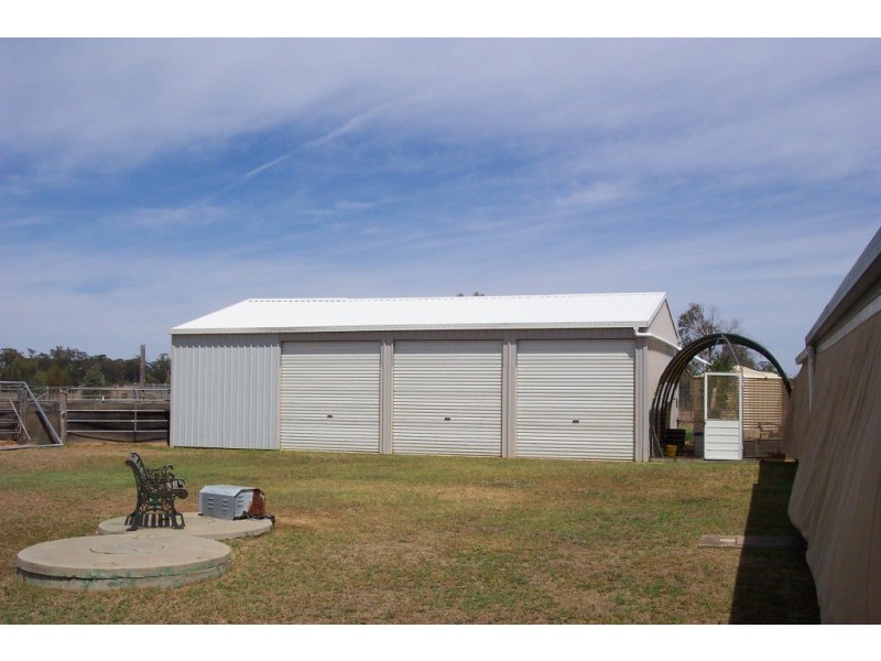 94 Lawnside Dr, Mendooran NSW 2842