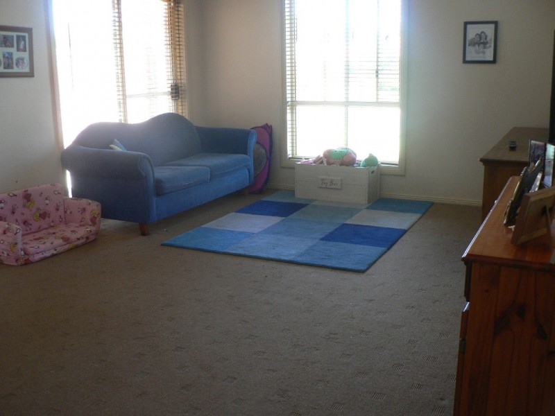 57 Sturt Circle, Dubbo NSW 2830