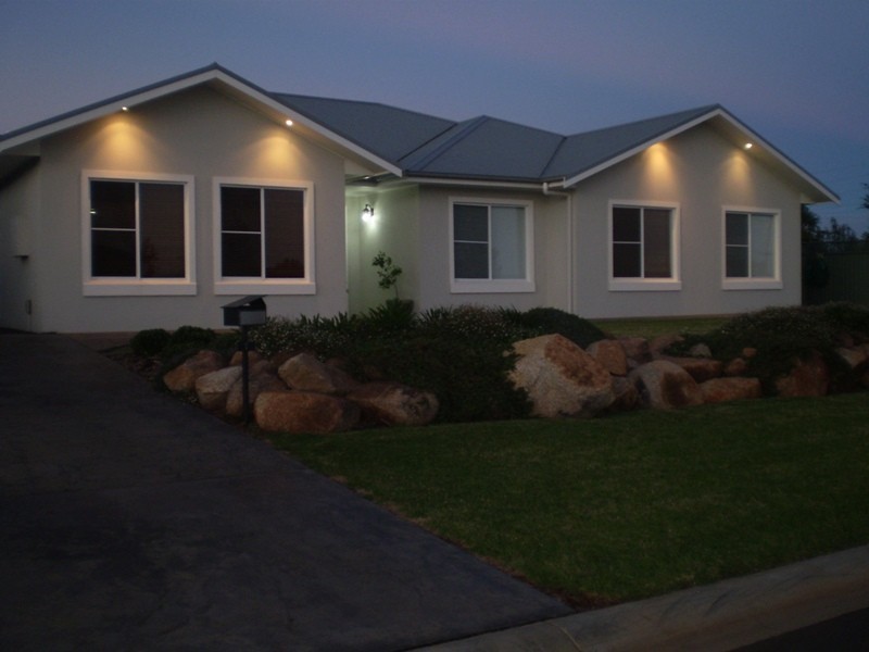 1 Lago Court, Dubbo NSW 2830