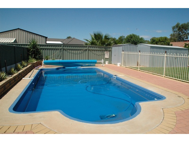 35 Doncaster Avenue, Dubbo NSW 2830