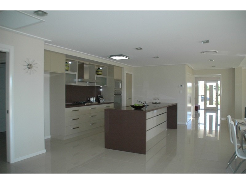 13 Southlakes Parade, Dubbo NSW 2830