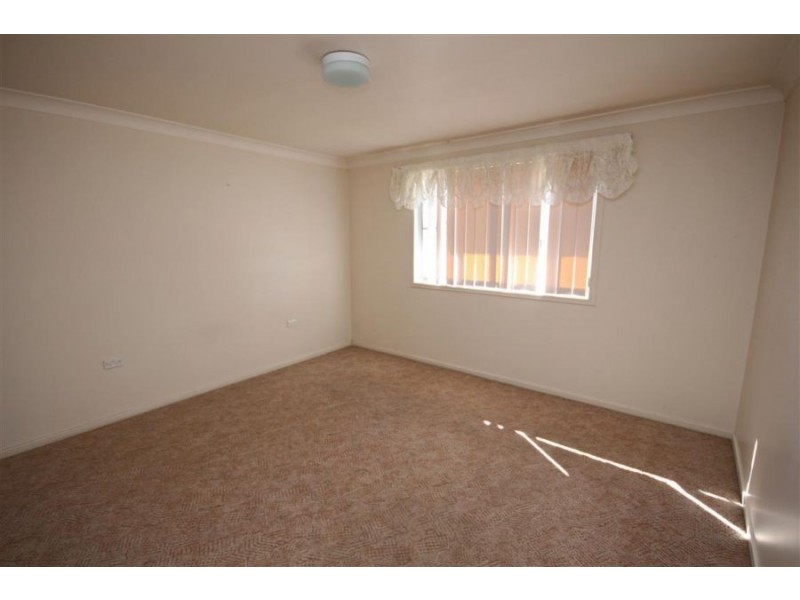 214 Logan Street, Tenterfield NSW 2372