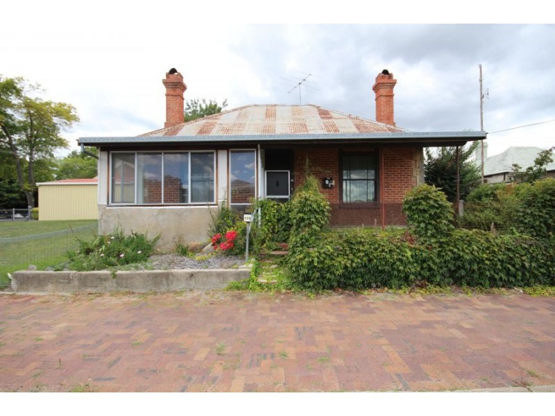 159 High Street, Tenterfield NSW 2372