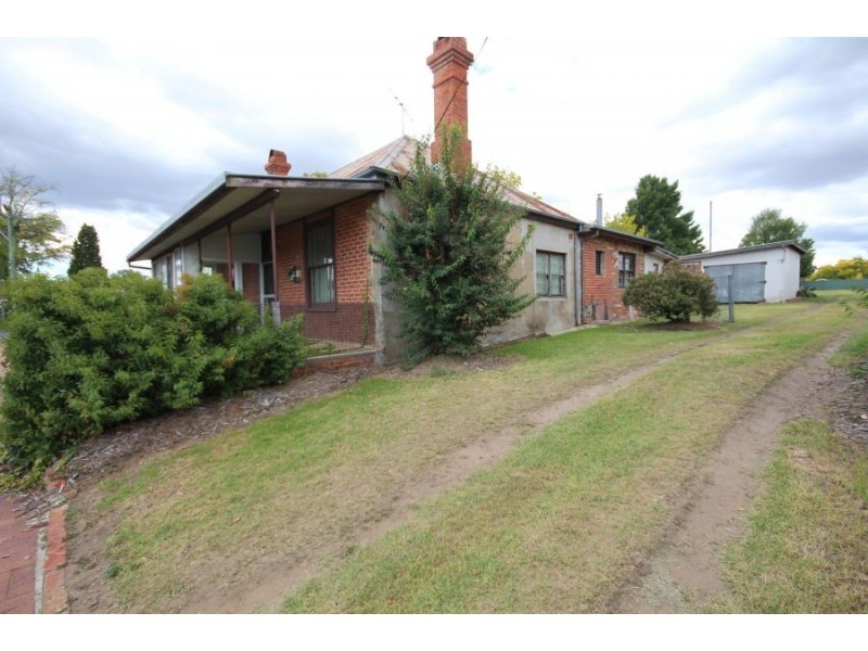 159 High Street, Tenterfield NSW 2372