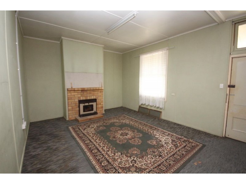 159 High Street, Tenterfield NSW 2372