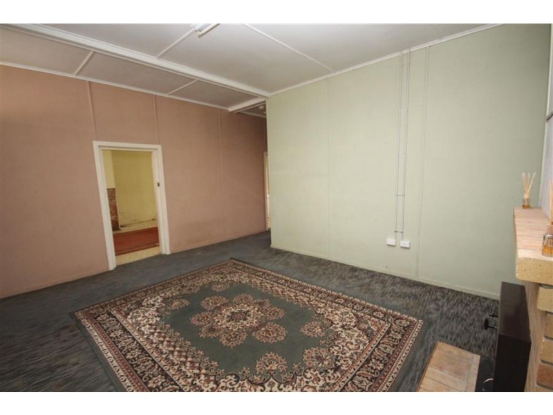 159 High Street, Tenterfield NSW 2372