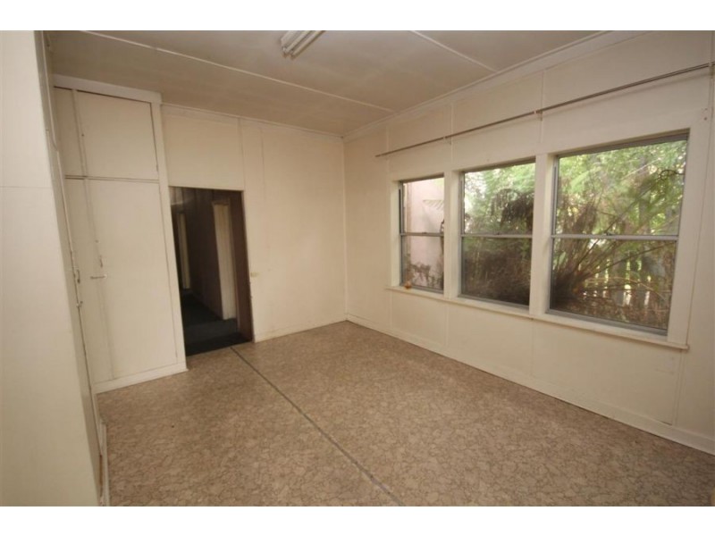 159 High Street, Tenterfield NSW 2372