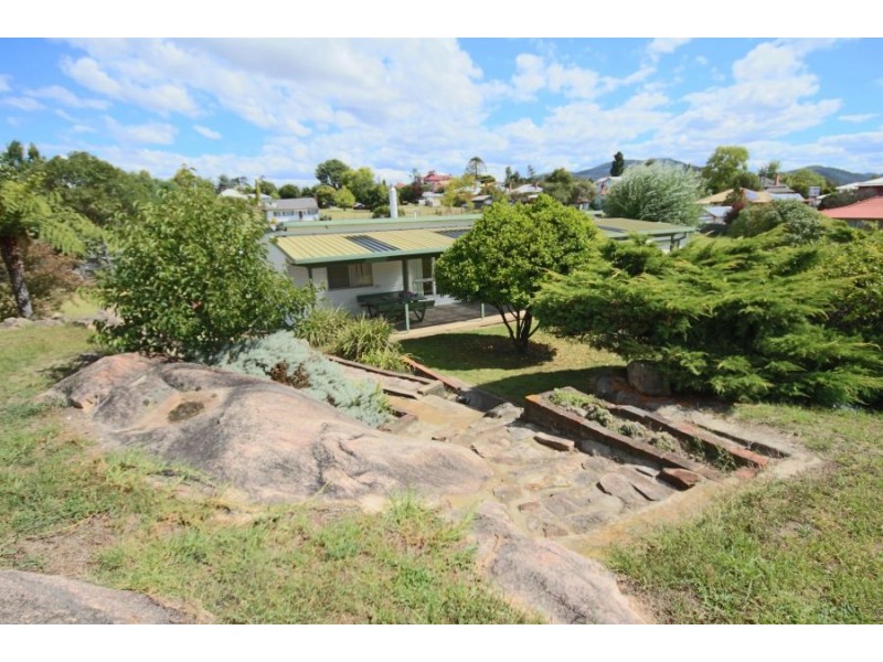 101 Miles Street, Tenterfield NSW 2372