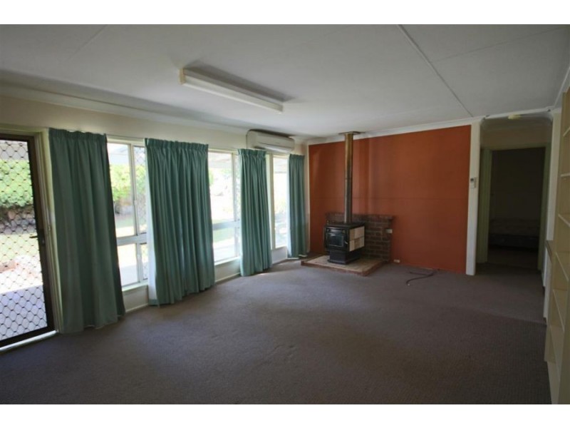 101 Miles Street, Tenterfield NSW 2372