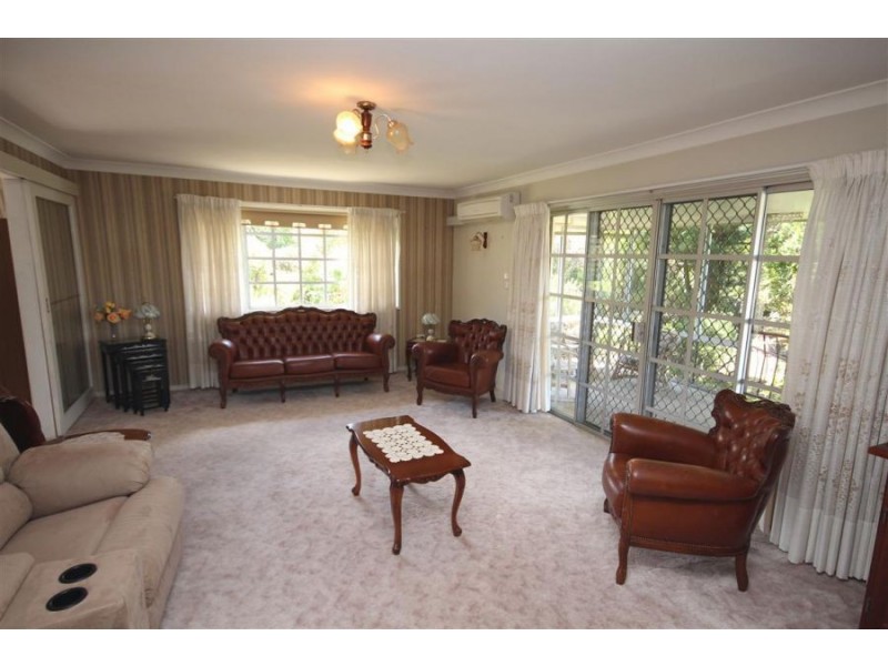 120 Pelham Street, Tenterfield NSW 2372