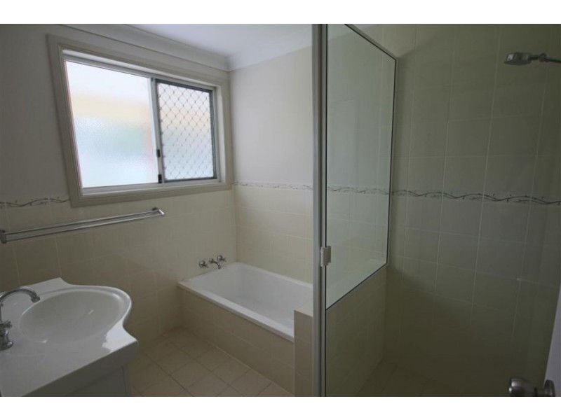 30 Miles Street, Tenterfield NSW 2372