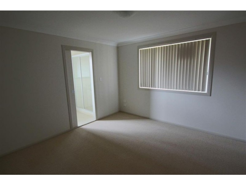 30 Miles Street, Tenterfield NSW 2372