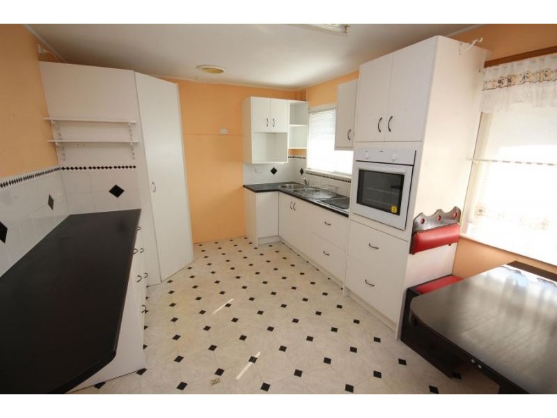 36 Molesworth Street, Tenterfield NSW 2372