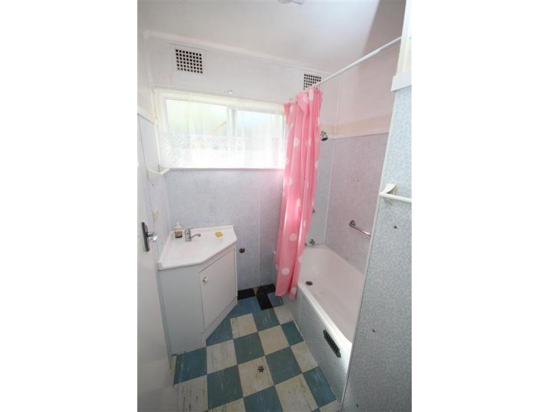 36 Molesworth Street, Tenterfield NSW 2372