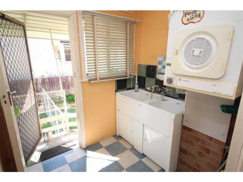 36 Molesworth Street, Tenterfield NSW 2372