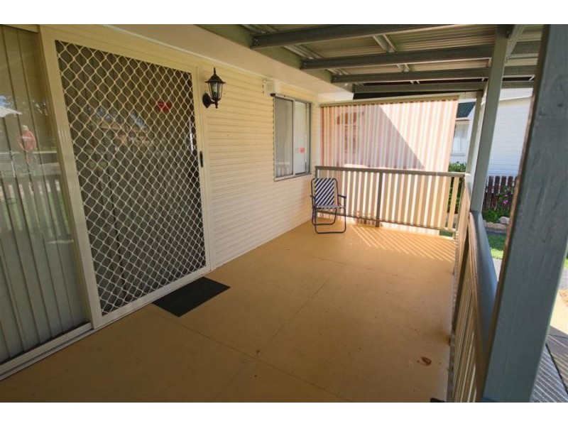 36 Molesworth Street, Tenterfield NSW 2372