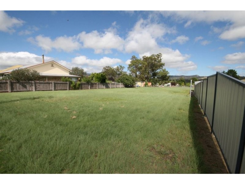 46 Logan, Tenterfield NSW 2372