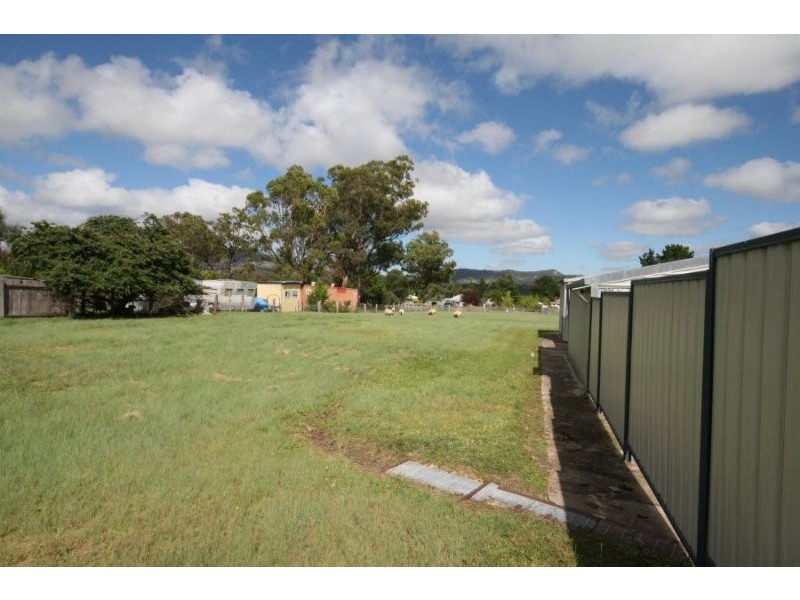 46 Logan, Tenterfield NSW 2372