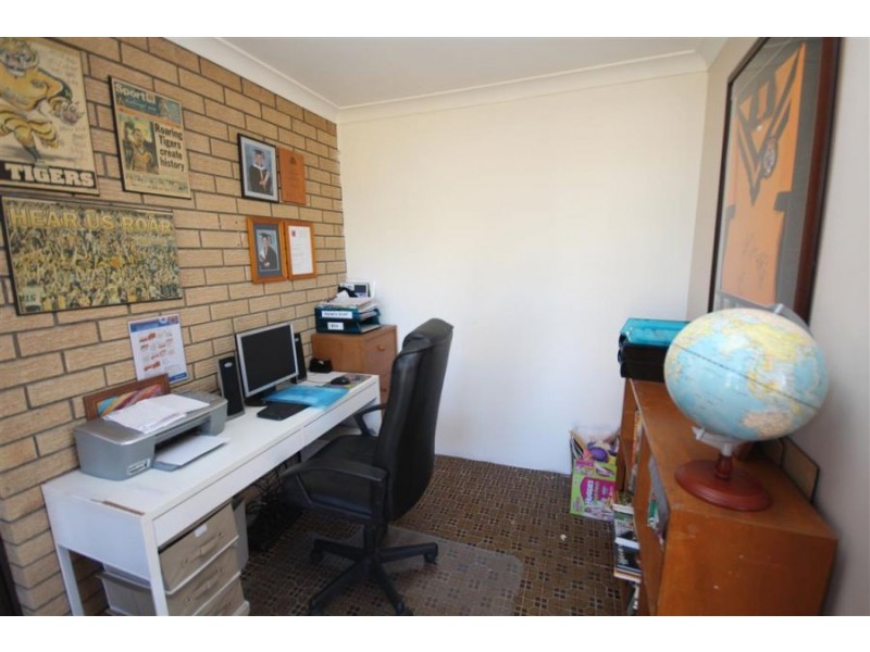 20 Aldershot Road, Tenterfield NSW 2372