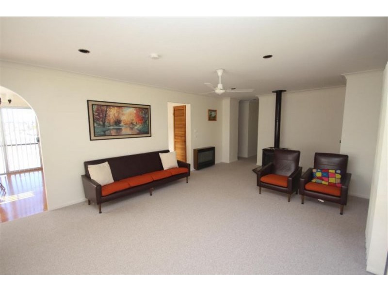 123 Pelham Street, Tenterfield NSW 2372