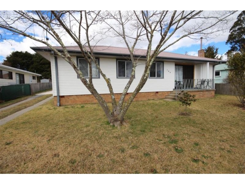 199 Logan Street, Tenterfield NSW 2372