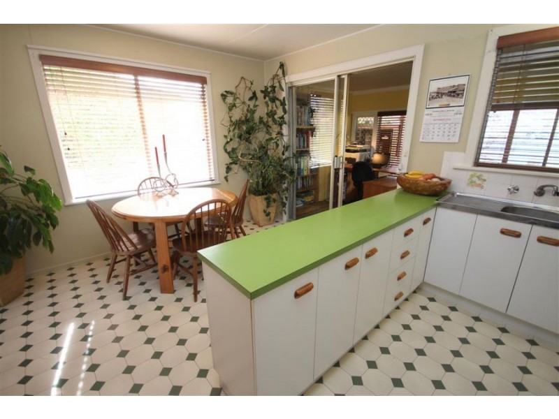 96 Martin Street, Tenterfield NSW 2372