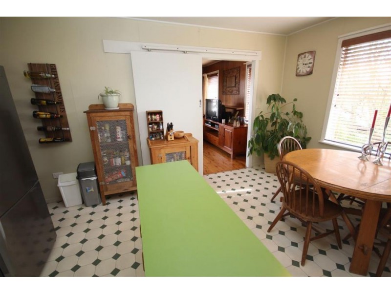 96 Martin Street, Tenterfield NSW 2372