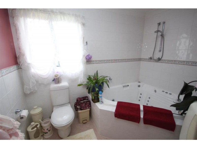 104 Mount Lindesay Road, Tenterfield NSW 2372