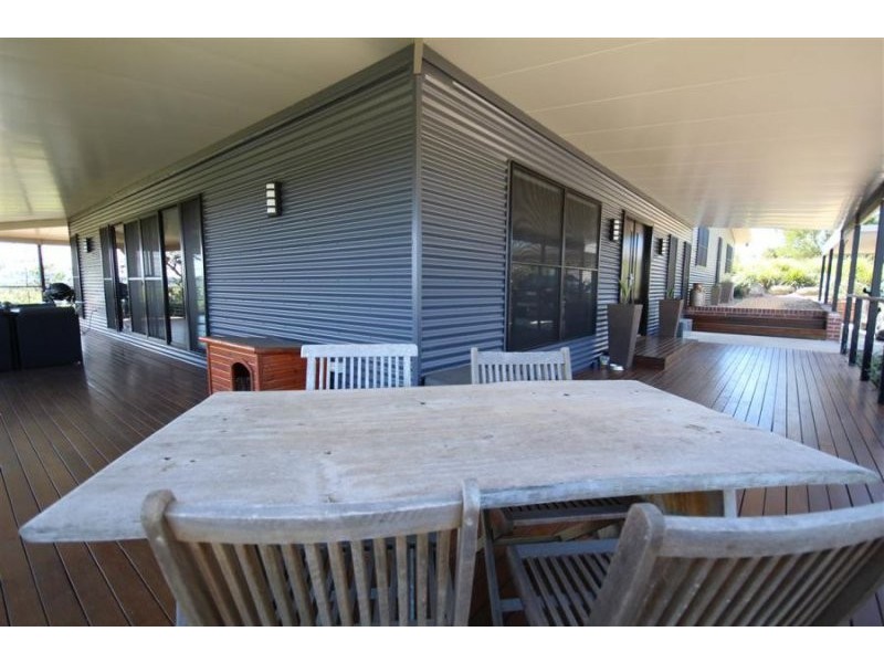 75 Millers Lane, Tenterfield NSW 2372