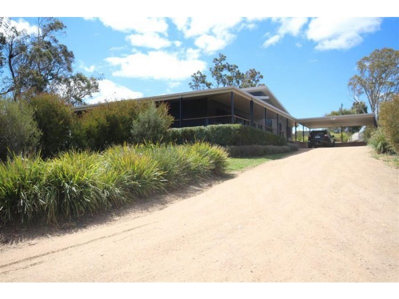 75 Millers Lane, Tenterfield NSW 2372