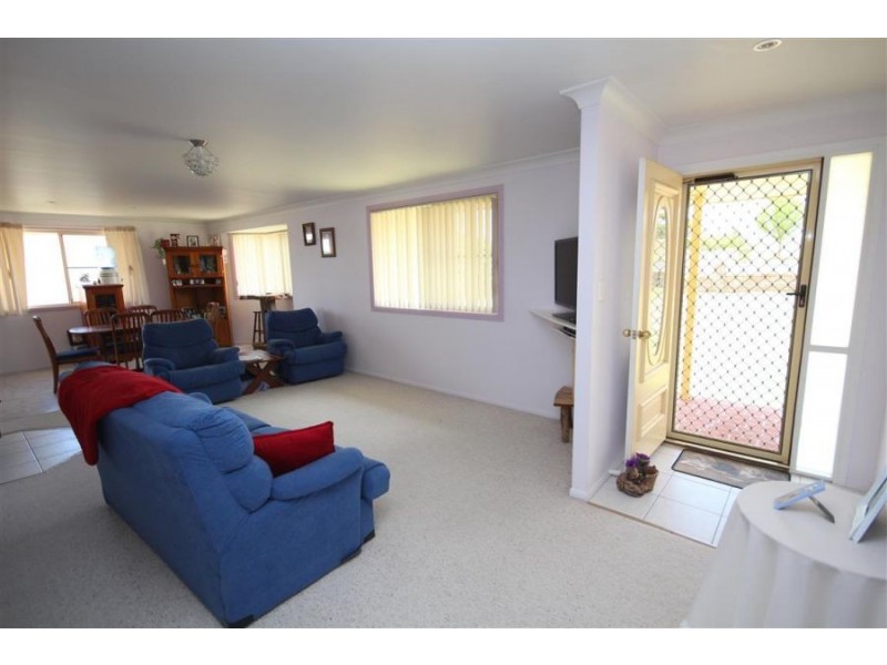 227 Bulwer Street, Tenterfield NSW 2372