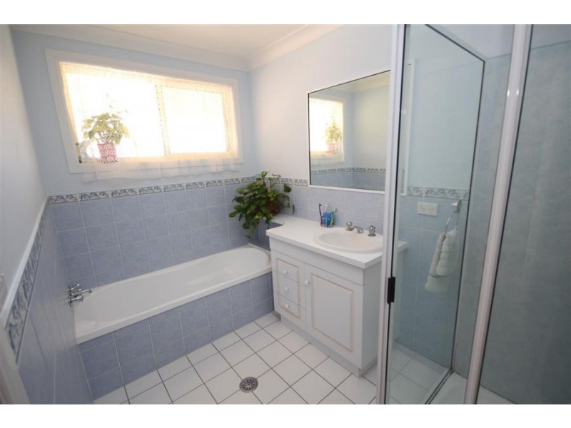 227 Bulwer Street, Tenterfield NSW 2372