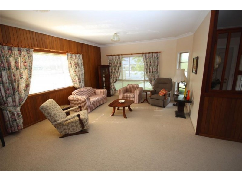 113 Molesworth Street, Tenterfield NSW 2372