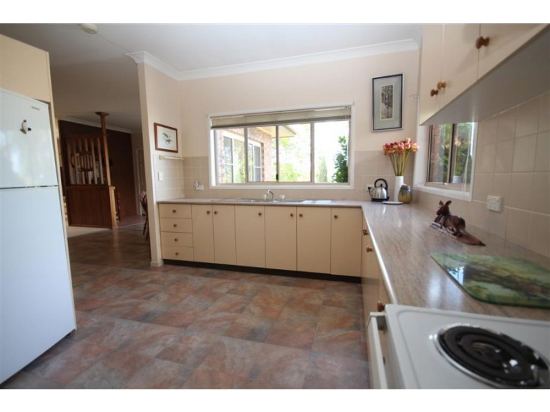 113 Molesworth Street, Tenterfield NSW 2372