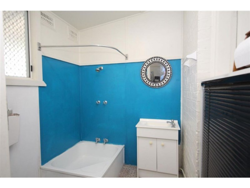 114 High Street, Tenterfield NSW 2372