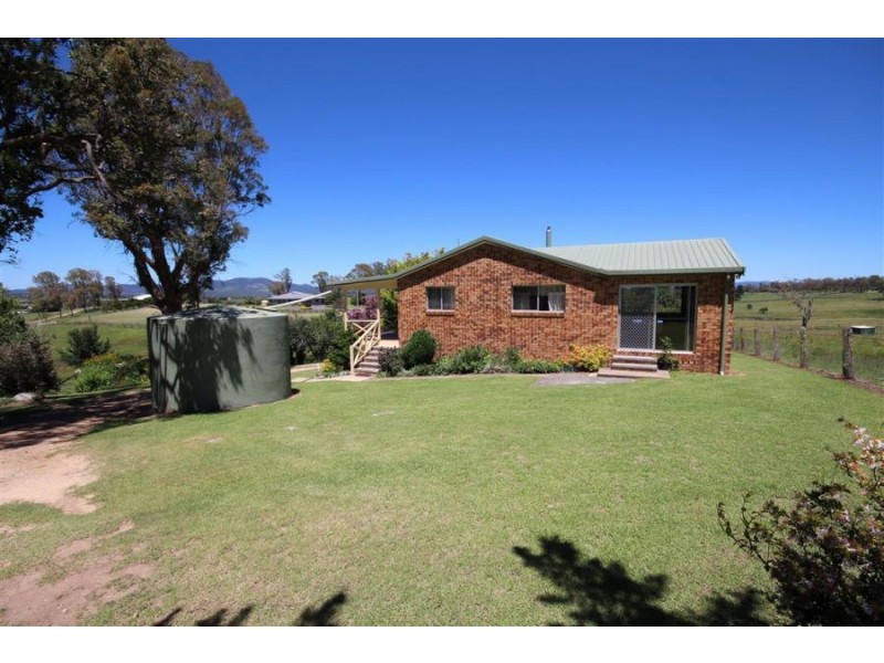 108 Millers Lane, Tenterfield NSW 2372