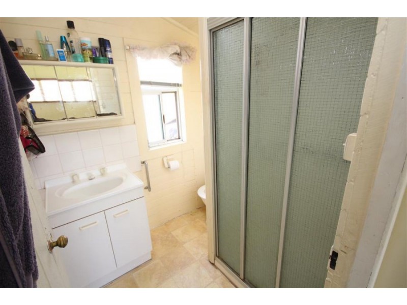 76 Pelham Street, Tenterfield NSW 2372