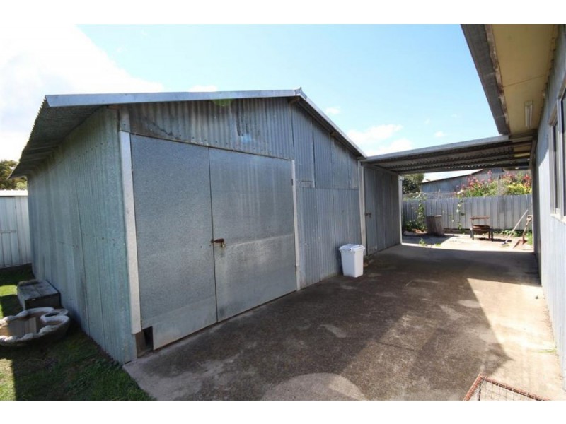76 Pelham Street, Tenterfield NSW 2372
