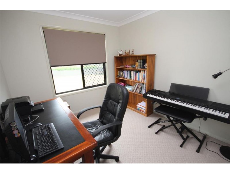 57 George Street, Tenterfield NSW 2372