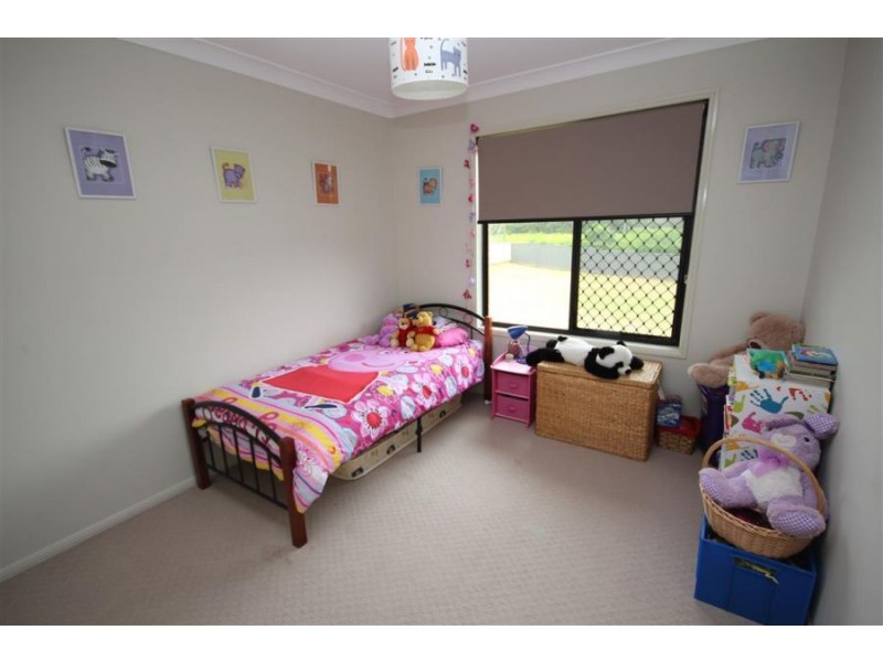 57 George Street, Tenterfield NSW 2372