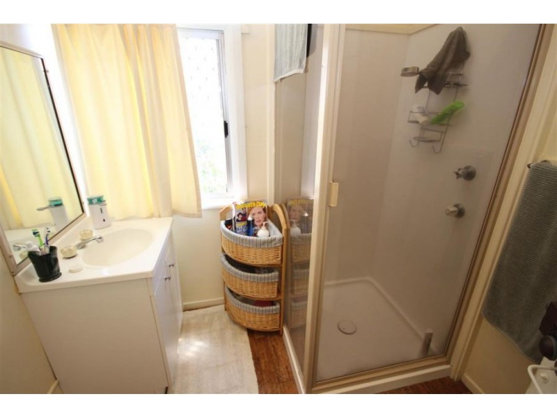 81 Miles Street, Tenterfield NSW 2372