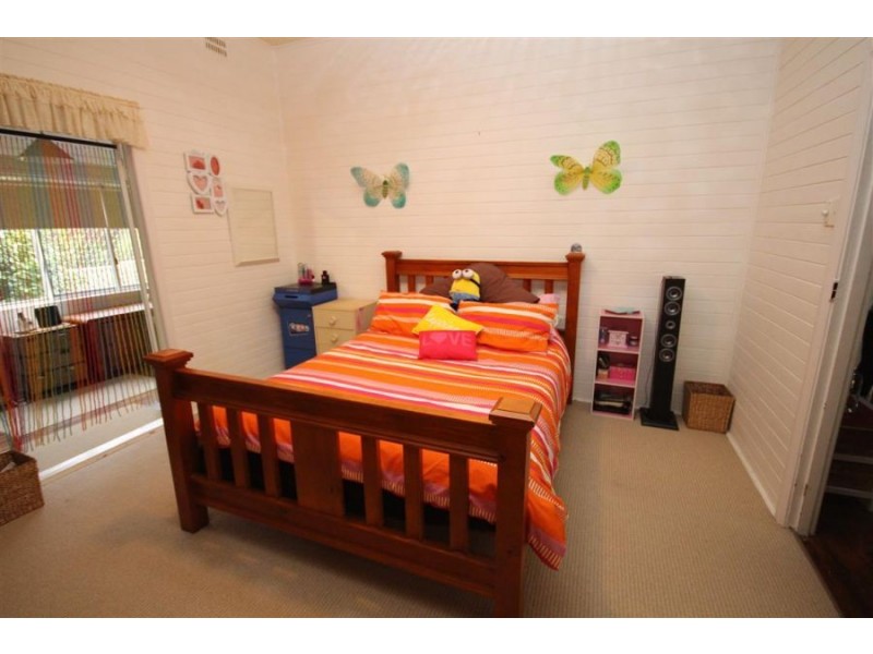 83 Martin Street, Tenterfield NSW 2372