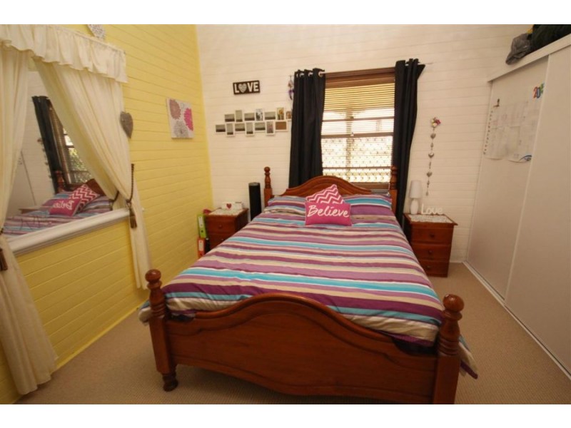 83 Martin Street, Tenterfield NSW 2372