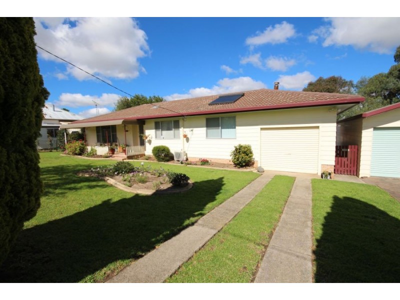 101 Martin Street, Tenterfield NSW 2372