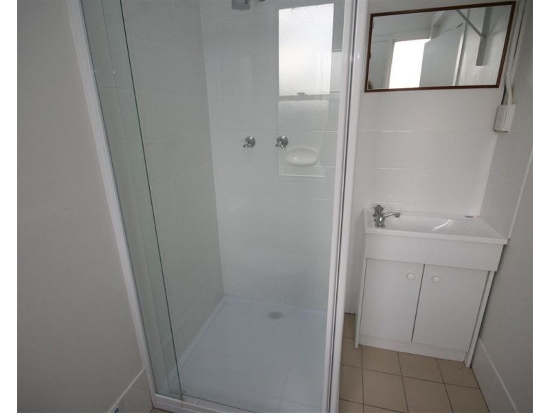 2/240 Rouse Street, Tenterfield NSW 2372