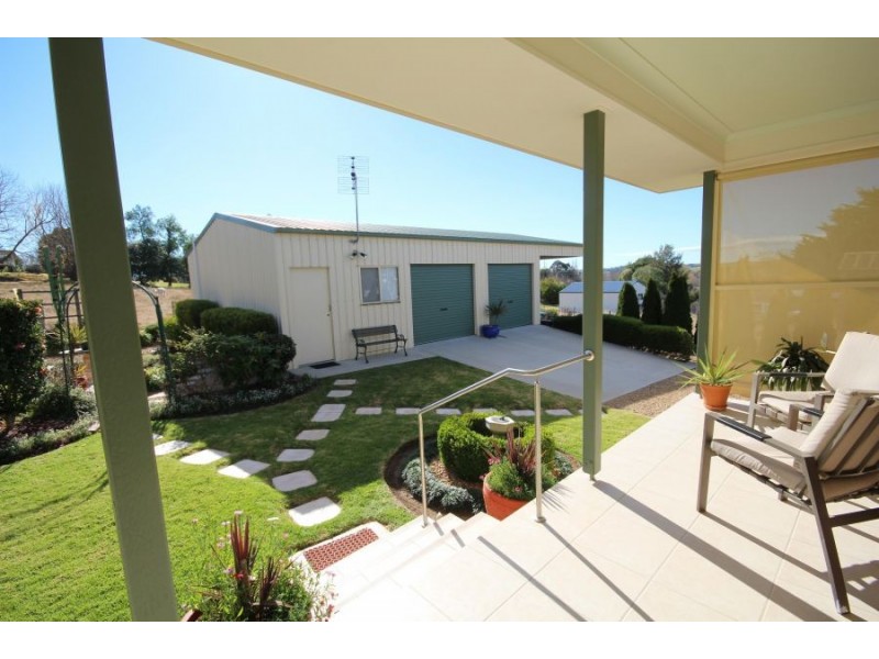 56 Petre Street, Tenterfield NSW 2372