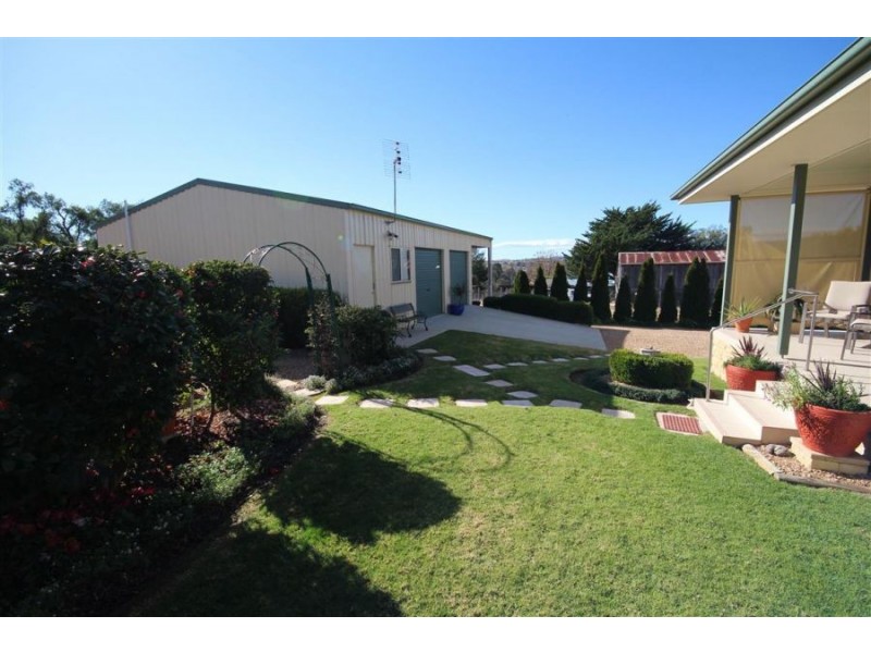 56 Petre Street, Tenterfield NSW 2372