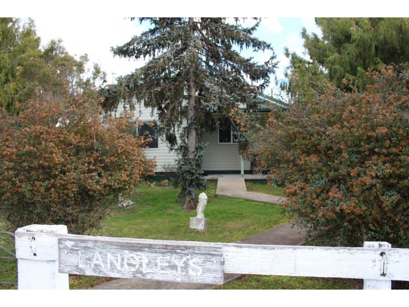 8781 New England Highway, Tenterfield NSW 2372