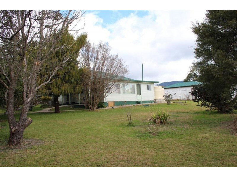 8781 New England Highway, Tenterfield NSW 2372
